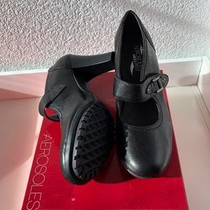 New AEROSOLES Black Mary Jane shoes. Size 7.